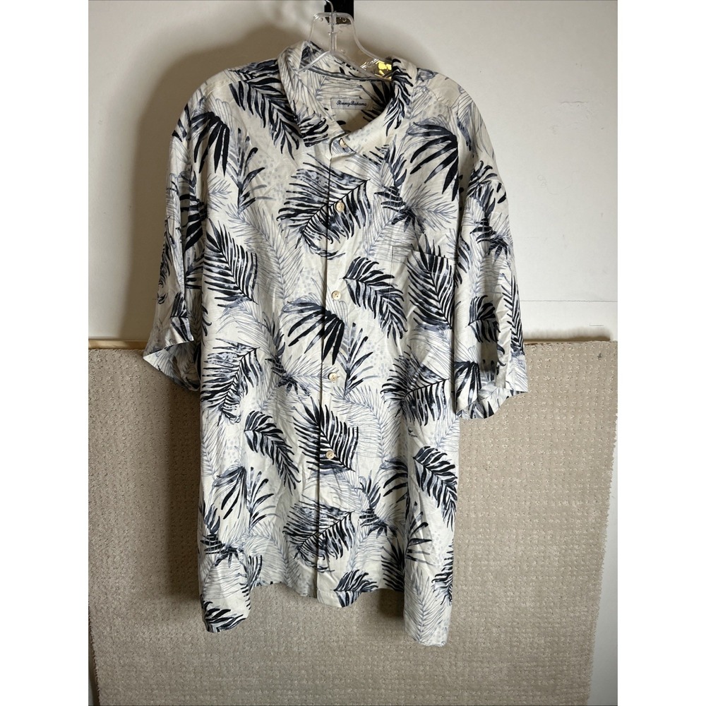 Tommy Bahama Men's 3XL Floral 70% Silk Hawaiian Short Sleeve Copyright Print